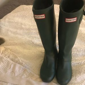 Olive Green Packable Hunter “Tour” Rain Boots  Sz7